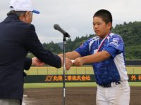 最優秀選手賞の田邉新泰選手（旭スポーツ少年団）